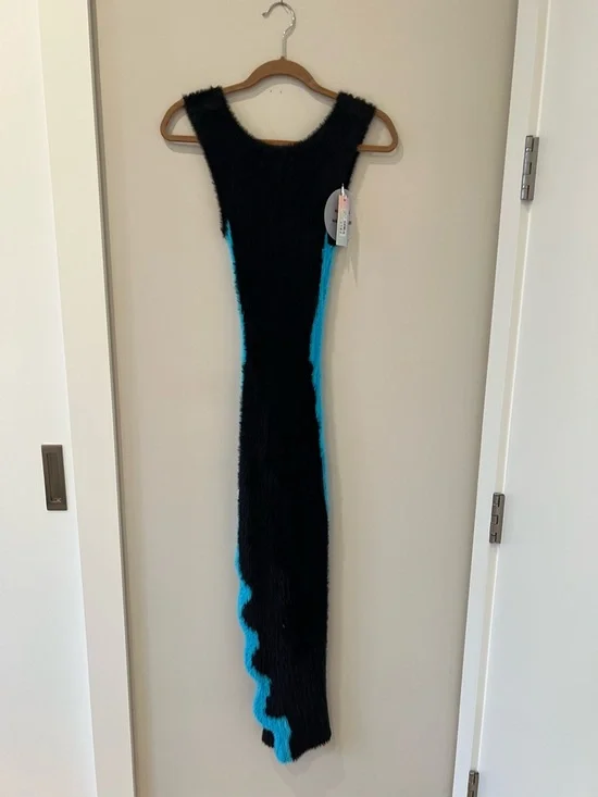 NWT PH5 Faux Fur Reversible Ribbed Midi Dress with Blue Wave Trim - Picture 6 of 9